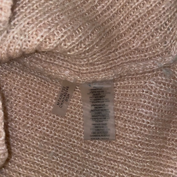 Calvin Klein pink sweater - Picture 9 of 9